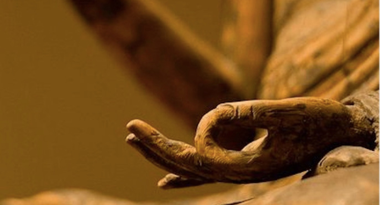 Retraite de méditation en silence | visage de bouddha